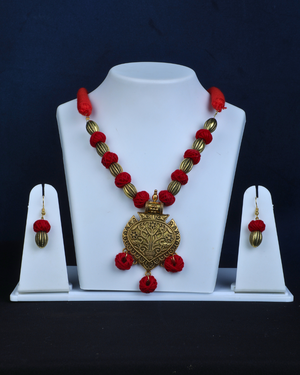 red cotton beads neckless